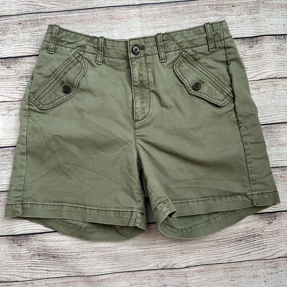 Banana Republic Size 4 Chino Shorts